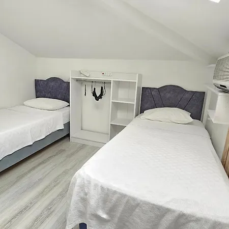 Zuemruet Vila Ortaca (Mugla)